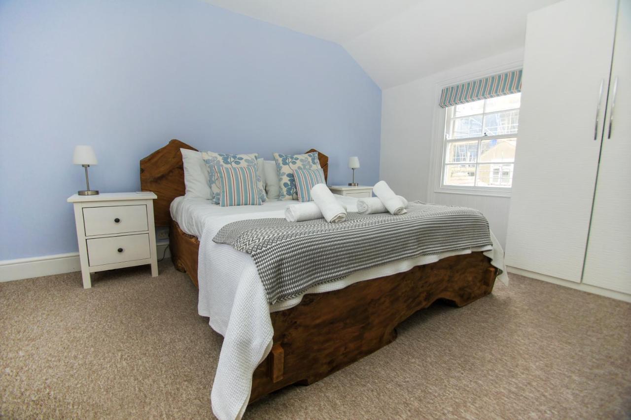 Marine Cottage - Parking - By Brighton Holiday Lets エクステリア 写真